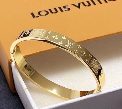 Louis Vuitton handcuff