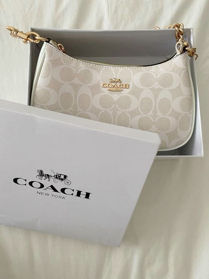 COACH TERI with Brand Box